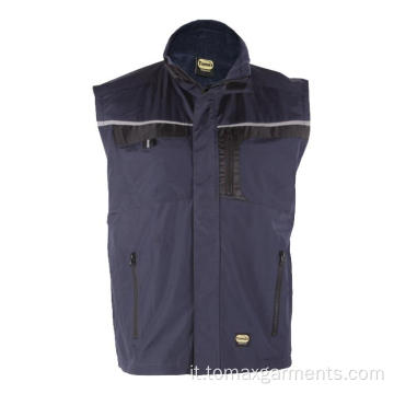 Grigio con gilet invernale nero